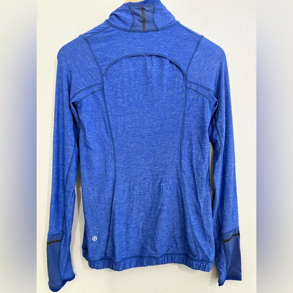 Lululemon Pace Pusher 1/2 Zip in Blue - Picture 2 of 7